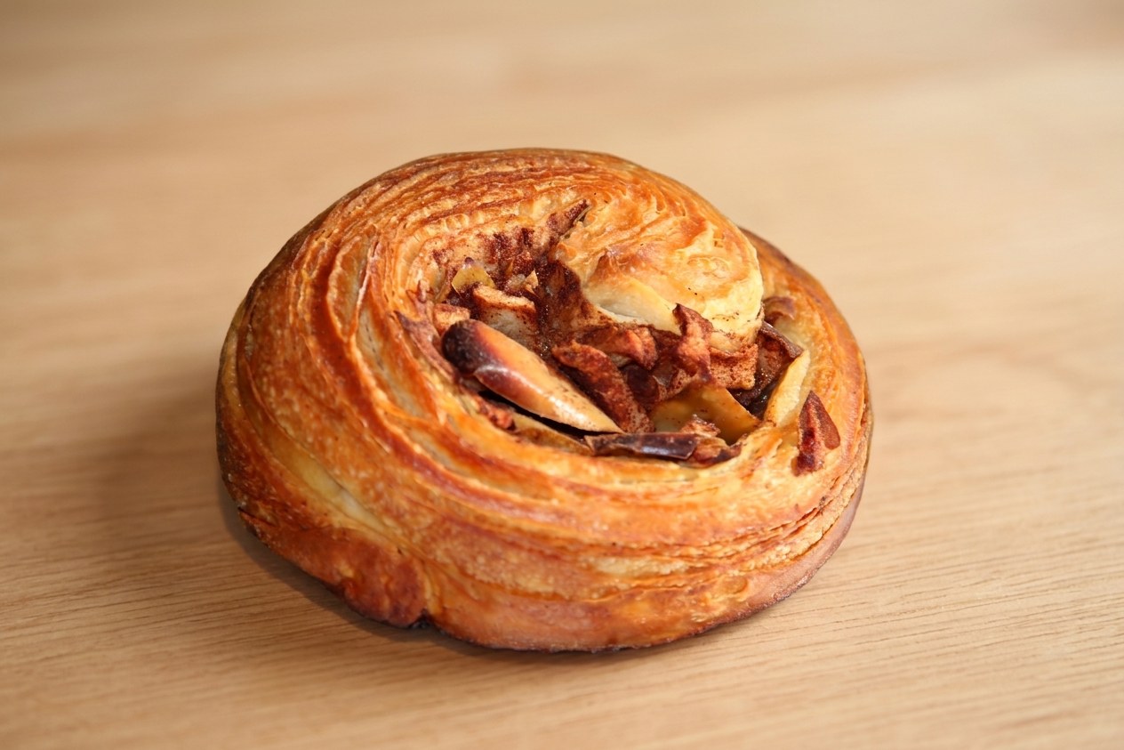 Roll de canela y manzana